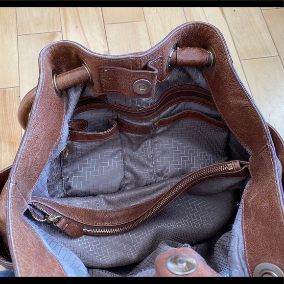 Vintage Cole Haan shoulder bag. - Picture 4 of 6